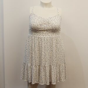 Torrid Plus Size 2X White Floral Sundress w Tie Back and Elastic Waist NWOT